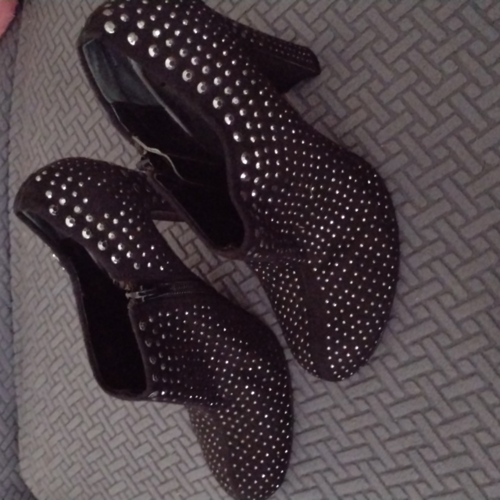 Jeffrey Tyler Black Bedazzled Ankle Booties 7m